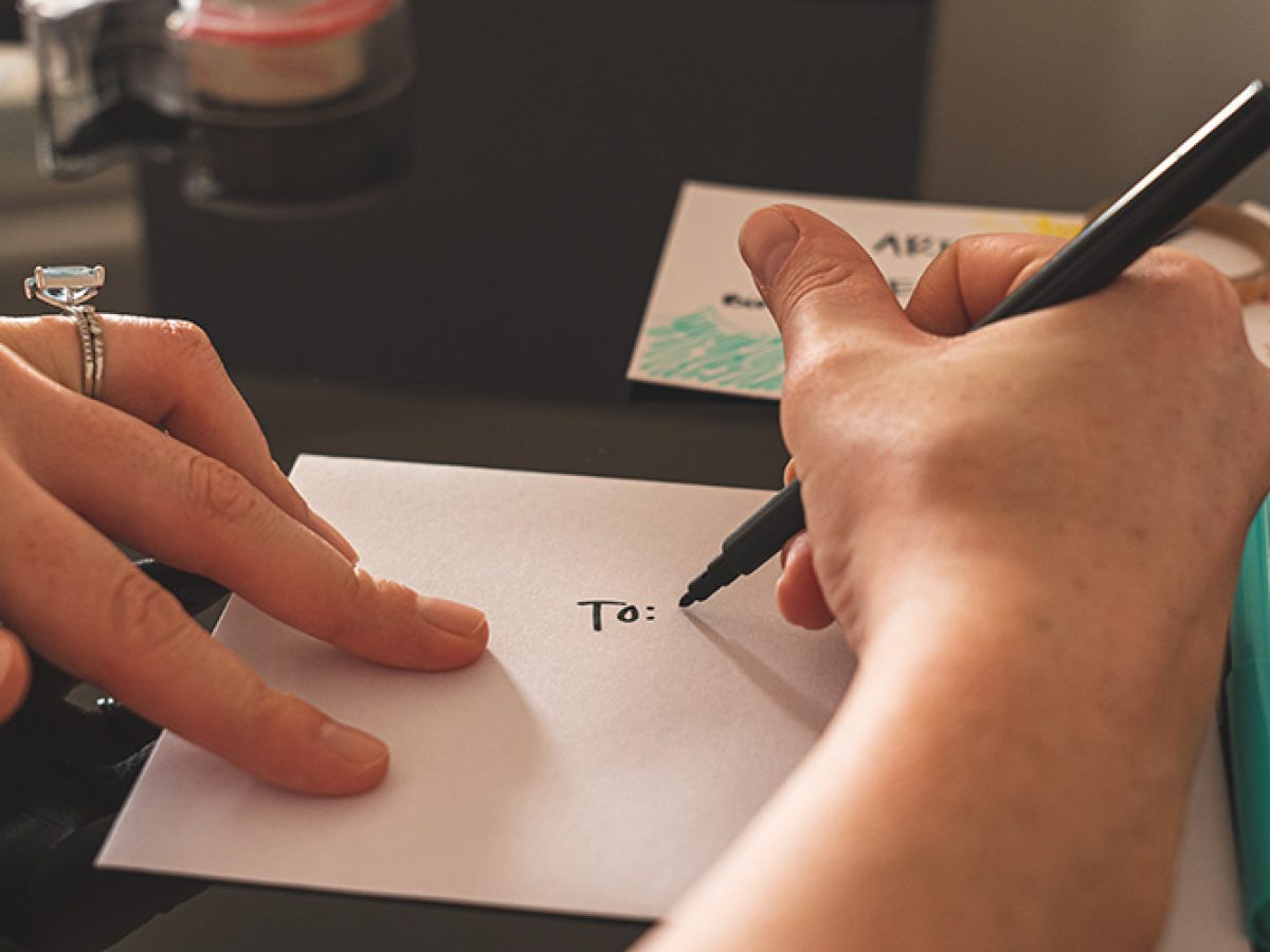 cómo escribir una postal